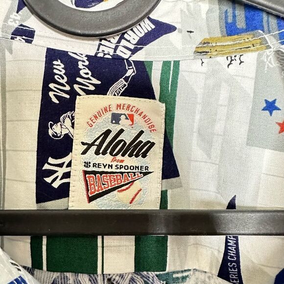 MLB NY YANKEES Aloha Reyn Spooner Button Up Hawaiian style shirt Mens 3XL Retro - Picture 6 of 6